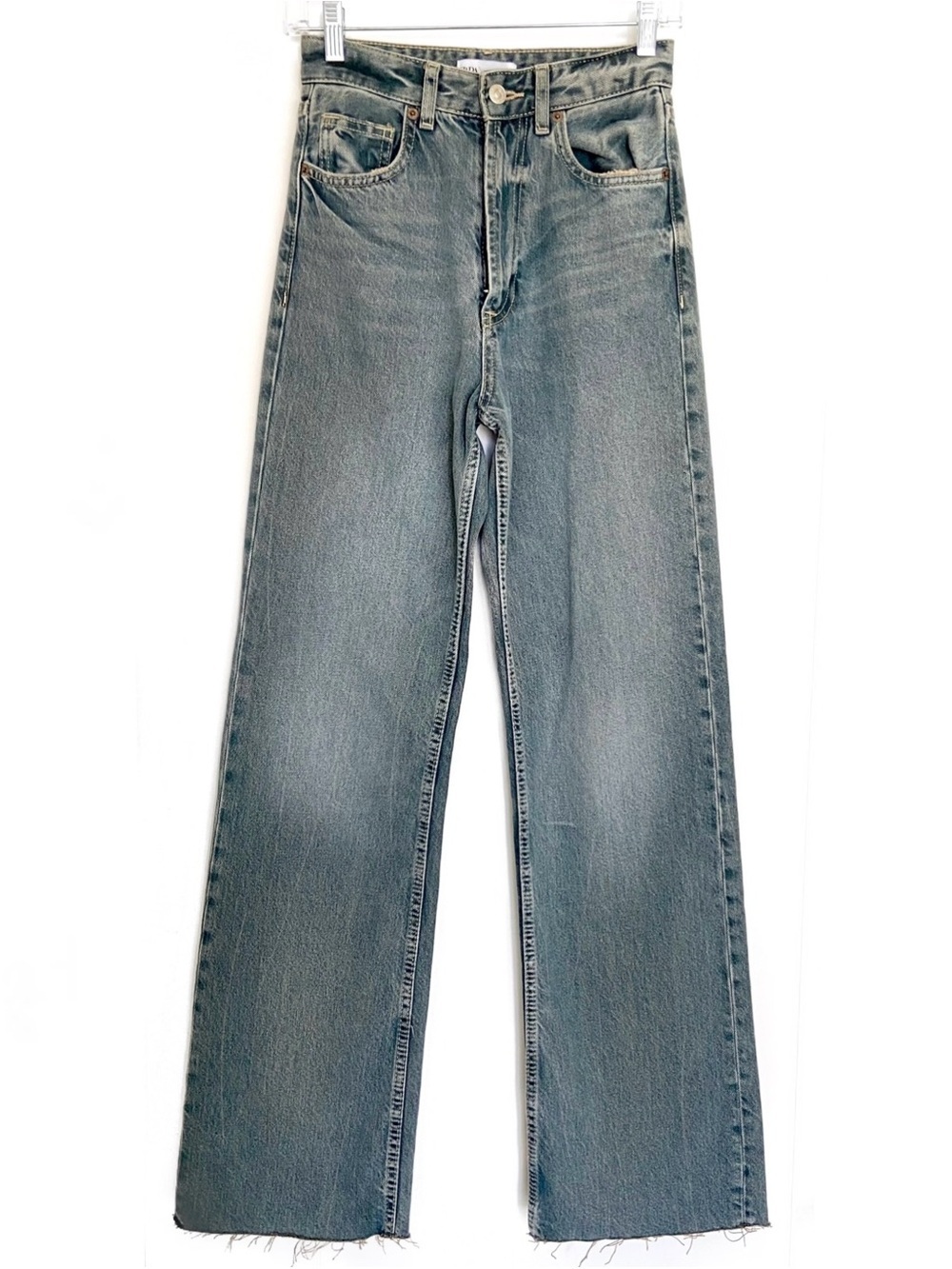 ZARA „Wide Leg“ Straight Leg High Waist Light Denim Jeans
